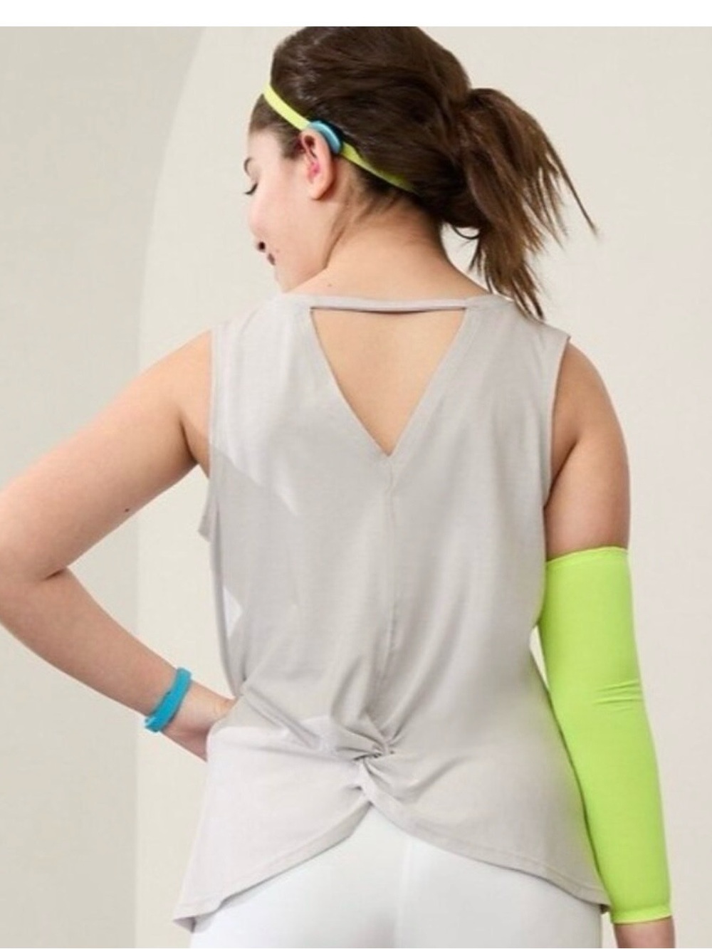 Athleta Girl L/12  With Ease Twist Back Tank Light Grey Heather Size Large